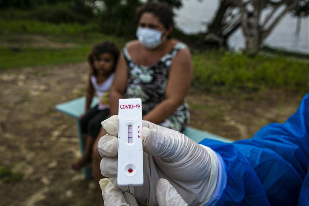 Paraná registra mais de duas mil mortes e quase 80 mil casos